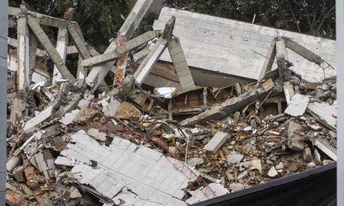 Spektakularnom eksplozijom uništili kuću kolumbijskog narkobosa Pabla Escobara