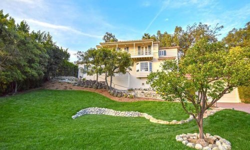 Tvorac hita 'Loser' otvorio vrata svog šarmantnog doma u Los Angelesu