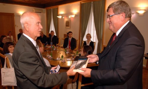 Preminuo istaknuti hrvatski jezikoslovac Josip Silić