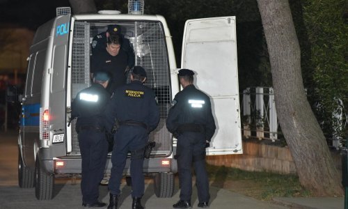 Otac koji je bacio djecu s balkona završio na psihijatrijsko-psihološkom vještačenju