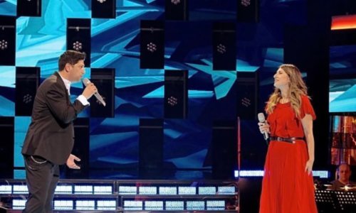 U prvoj emisiji showa 'Zvijezde pjevaju' pobjedu odnijeli Borko Perić i Jelena Radan