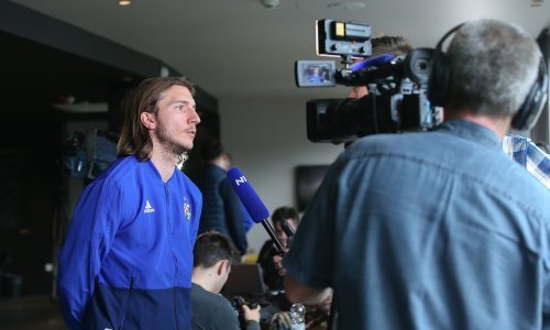 Dinamovi igrači super raspoloženi najavili veliki sudar s Benficom; posjetile ih legende kluba