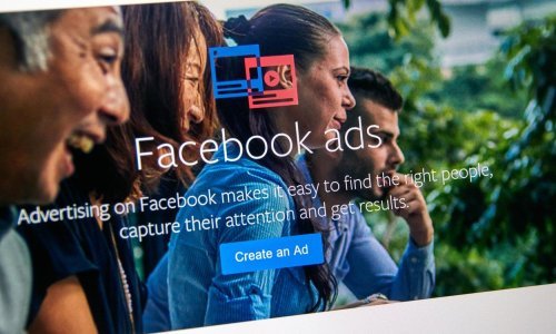 Na Facebook može oglas za erektilnu disfunkciju, ali ne i za menopauzu