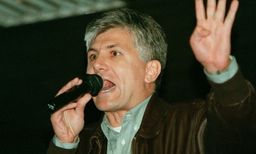 Srbija se prisjeća prvog demokratskog vođe Zorana Đinđića čija je vizija moderne države prekinuta hicima iz snajpera