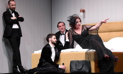 Pokušaji ljubavnih odnosa i biblijska apokalipsa na sceni Gavelle