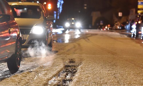 Tuča, snijeg, bura, pad temperature, objavljen crveni meteoalarm za otoke