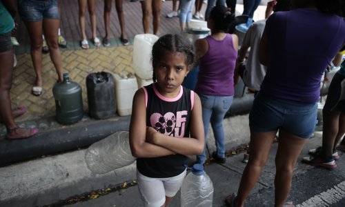 Venezuela: Oporba proglasila 'stanje uzbune' nakon 100 sati bez struje