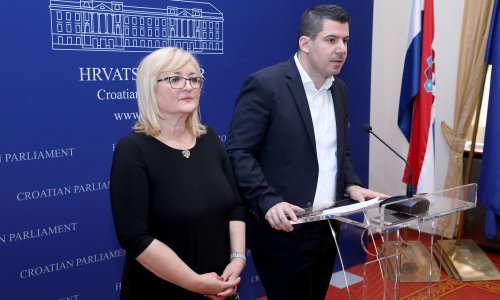 Most: Vrijeme je da razmislimo živimo li u policijskoj državi