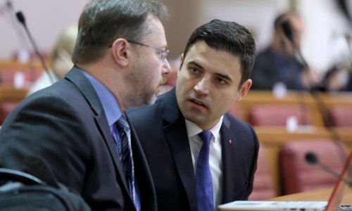 Bernardić odmetnutom Vargi: Vrati mandat, to je minimum korektnosti u hrvatskoj politici