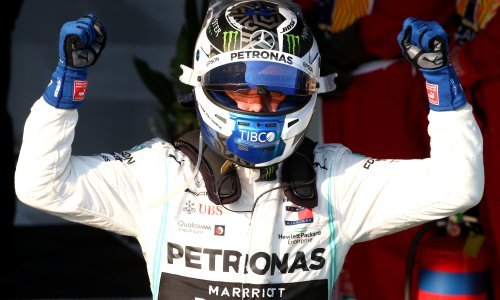 Počela je Formula 1; Bottas odmah na startu iznenadio Hamiltona i trijumfirao u Melbourneu