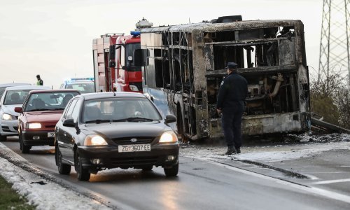 Zapalio se ZET-ov autobus kod Velike Gorice