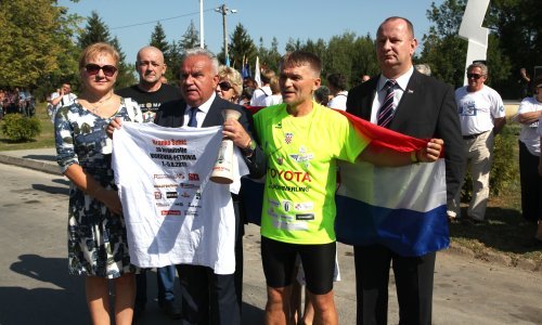 Bivši hrvač Branko Šubić u spomen na poginule hrvatske branitelje pješačit će od Knina do Petrinje