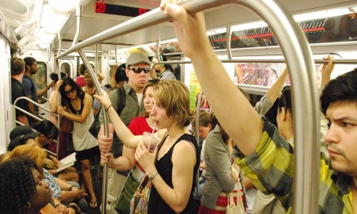 Mladi bezobraznik dobio kratku ali slatku lekciju iz pristojnog ponašanja