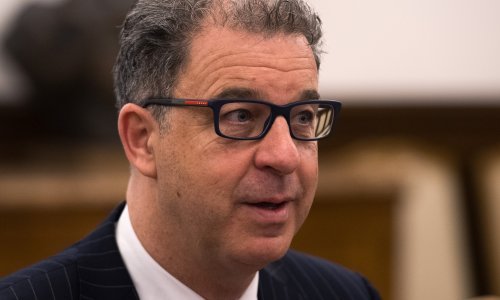 Brammertz vrlo zadovoljan presudom, Karadžić poručio da je politika pobijedila pravdu