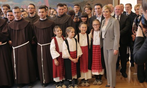 Predsjednica ugostila Hrvate iz BiH: 'Vi ste najstariji konstitutivni narod i stup moderne hrvatske države'