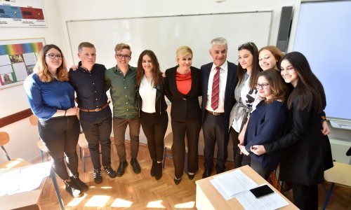 Zadarski gimnazijalci 'ispitali' predsjednicu, otkrila im najvažniju odluku u svome mandatu