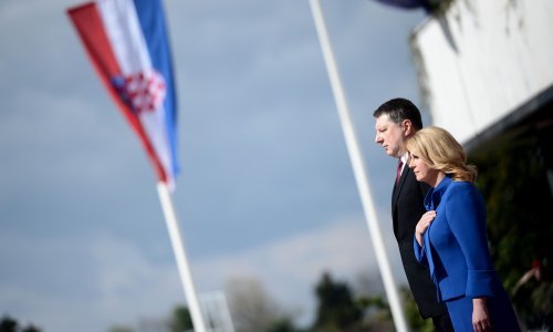 [FOTO/VIDEO] Predsjednica Grabar-Kitarović sastala se s latvijskim predsjednikom Vejonisom