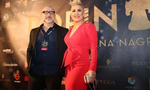 Indira Levak obilježila petu godišnjicu braka fotografijom s vjenčanja