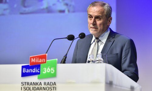 Bandić i Mostov Podolnjak tražili da kandidati uz imena na listi stave i akademske titule, Ustavni sud ih odbio