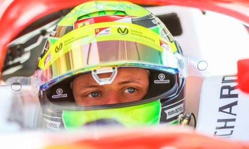 Schumacherov sin izlazi na stazu u bolidu kojim je Michael stigao do sedmog naslova prvaka