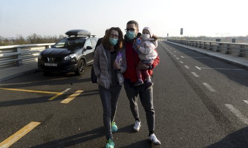 [VIDEO/FOTO] Mila Rončević odletjela za Philadelphiju, u zračnoj luci dočekana pljeskom: 'Idemo u nove bitke'