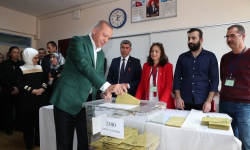 Više od 50 posto glasova ponovno prebrojano u Istanbulu, oporbeni kandidat kaže da i dalje vodi