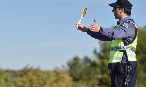 U Zagrebu poginuo biciklist, policija poziva na oprez i pridržavanje propisa