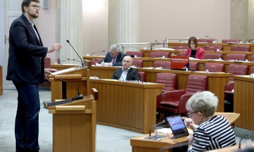 Grbin raspalio po Plenkoviću: Ne poduzima ništa oko Uljanika jer čuva svoj predizborni 'PR'