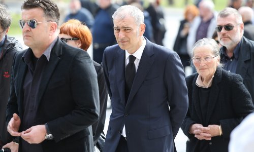 Na zagrebačkom Mirogoju na posljednji počinak ispraćen radijski voditelj Alen Balen