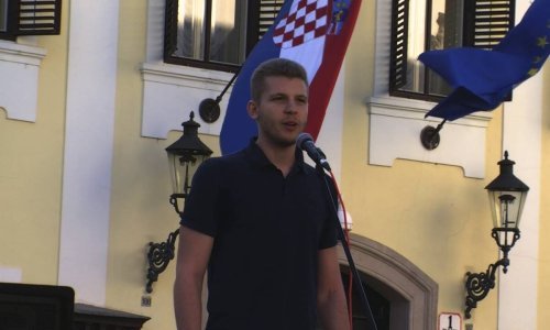 Student koji je prekinuo predavanje ratnog zločinca: Kad smo vidjeli da čovjek koji je ubijao djecu priča o moralu i Bogu morali smo reagirati