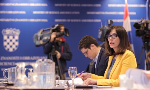 Divjak: Svakoj školi u nešto manje od tri godine u prosjeku 1,5 milijuna kuna za reforme
