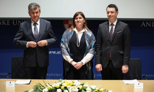 Potpisani ugovori za uspostavu hitne službe brzim brodicama