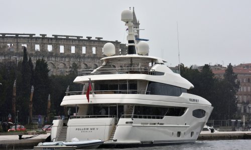 U Pulu uplovila luksuzna jahta jednog od najbogatijih ljudi na svijetu