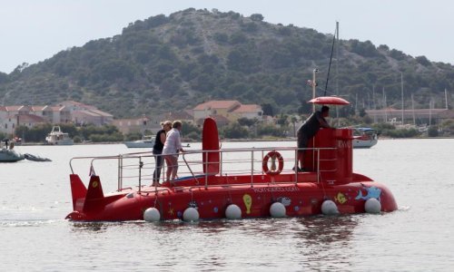 Biogradska polupodmornica našla kupca na Maldivima