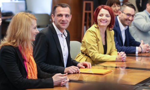 HNS predao listu: Naš kandidat stipendirat će petero studenata