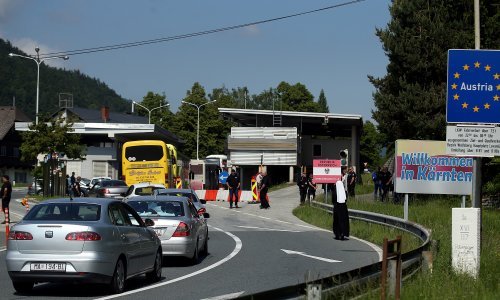 Ovo će mnogima zakomplicirati putovanja: Austrija produljuje granične kontrole