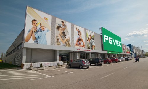 Zapošljavaju Pevec, Narodne novine, Erste banka i mnogi drugi