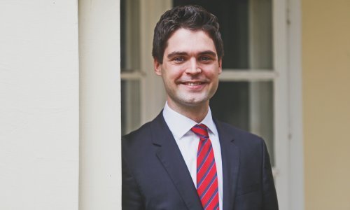 Fina kaznila Karla Resslera i njegovu Sivu sovu