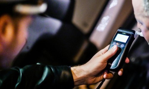 Pijani vozač došao u policiju po ženu zadržanu zbog vožnje u pijanom stanju