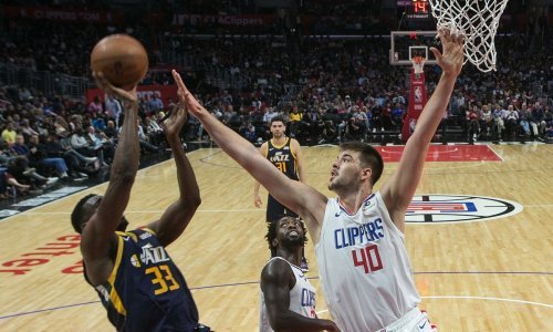 Zubac bez koševa, Golden State pobjedom krenuo u doigravanje