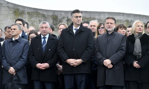 Plenković iz Jasenovca pozvao da se iduće godine održi samo jedna komemoracija