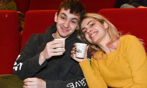 Tara Thaller među prvima pogledala prvu epizodu zadnje sezone 'Igre prijestolja': Evo koga je povela u kino