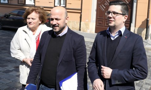 Zastupnici dižu ustavnu tužbu, Maras: Država je zaštićene najmoprimce poslala na cestu