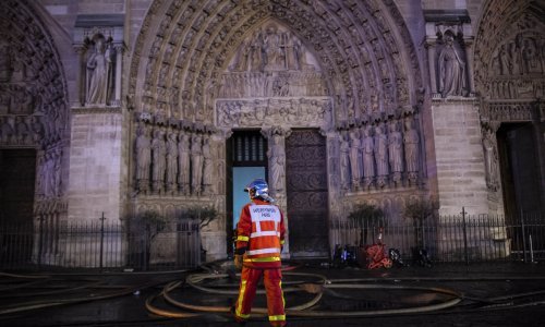 Tuga na ulicama: Srce Pariza i duša Francuske ranjeni su