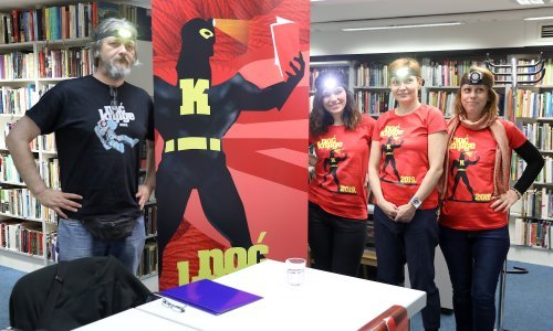 Manifestacija Noć knjige ove godine ima svoj zaštitni znak- junaka Knjigomira