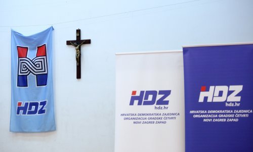 Provaljeno u prostorije HDZ-a