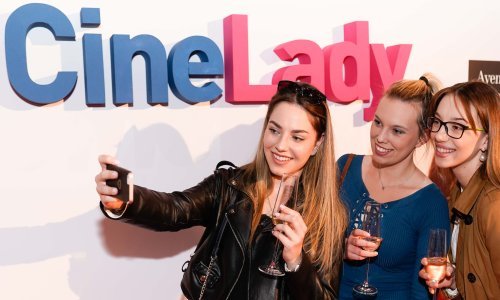 Poznate dame oduševljene ljubavnom pričom koja ne poznaje granice na CineLady premijeri