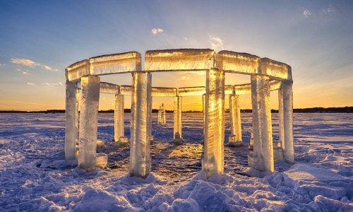 Pogledajte upečatljivi ledeni Stonehenge
