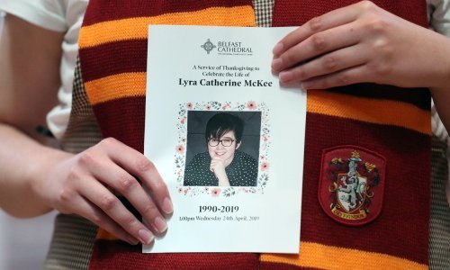 Irski i britanski čelnici na ispraćaju ubijene novinarke Lyre McKee
