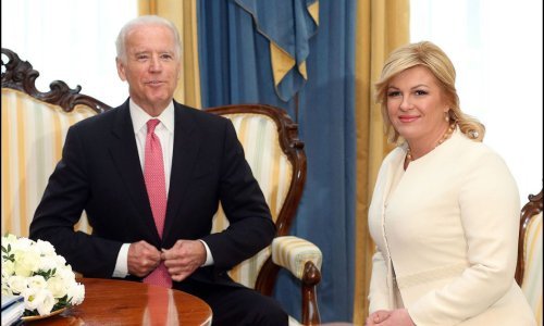 Karijeru u Senatu završio kao najsiromašniji kongresnik, bio Obamina desna ruka, a sada treći put pokušava postati prvi čovjek SAD-a. Tko je zapravo Joe Biden?